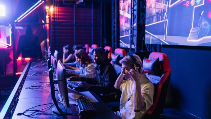A Complete Guide to Understanding Esports in 2026