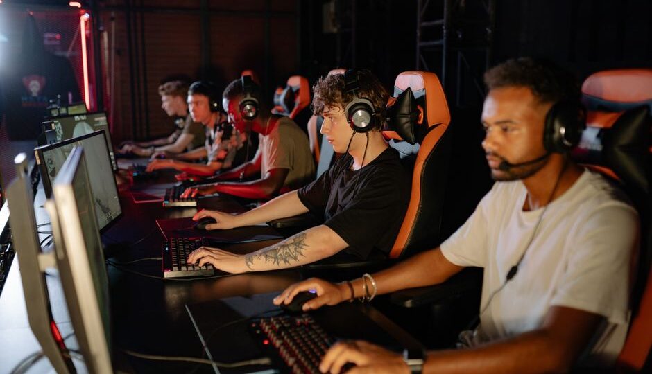 Beyond the Finish Line: How Esports and Traditional Sports Are Converging in 2026